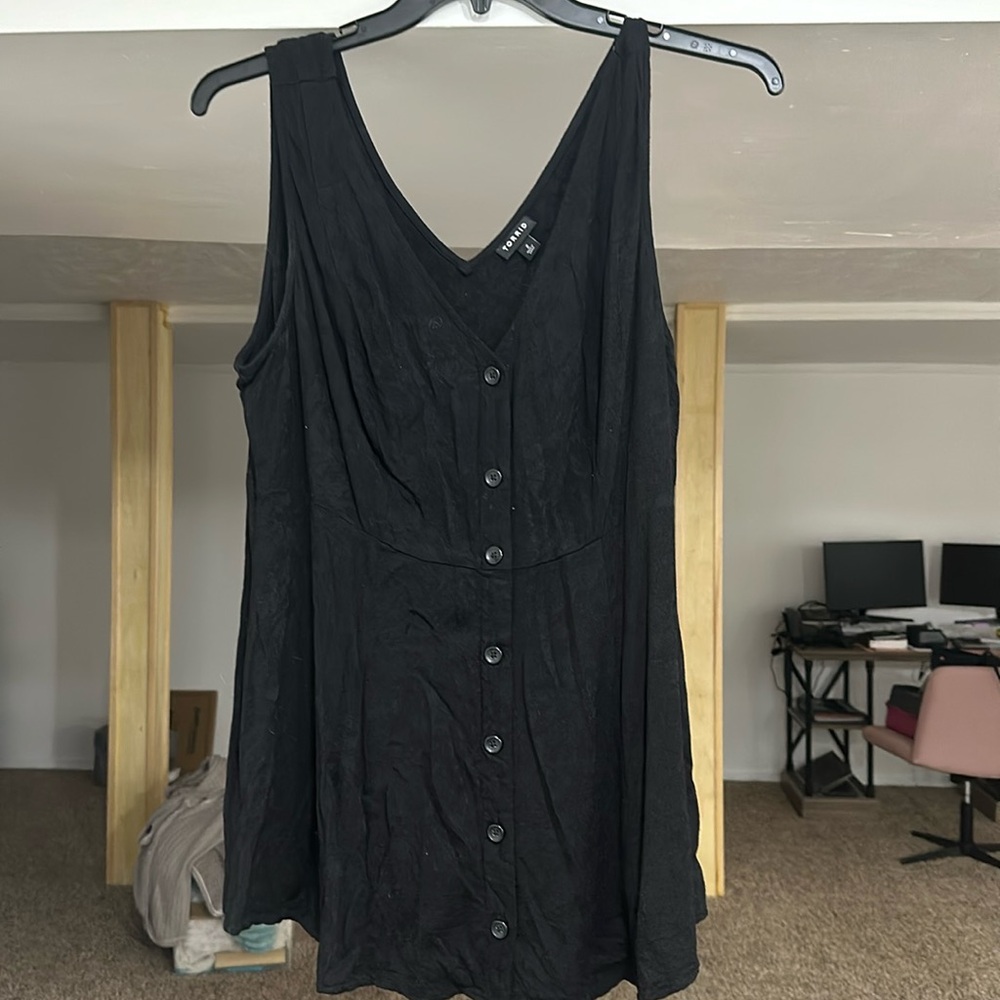 Black button peplum tank